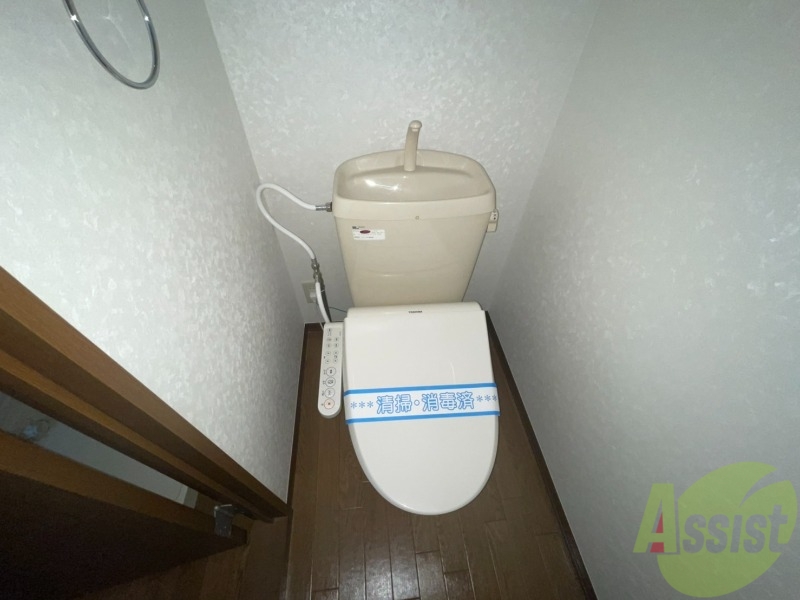 トイレ　清潔感のあるトイレで安心して使用できますね！