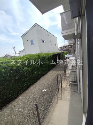 バルコニー　落ち着いた時間を過ごせるバルコニーです
