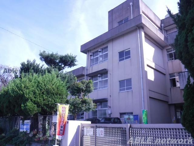 小学校　熊本市立託麻北小学校（小学校）まで1067m
