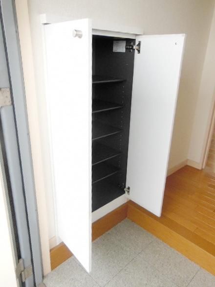 玄関　★お部屋探しは株式会社タウンハウジング東京まで★
