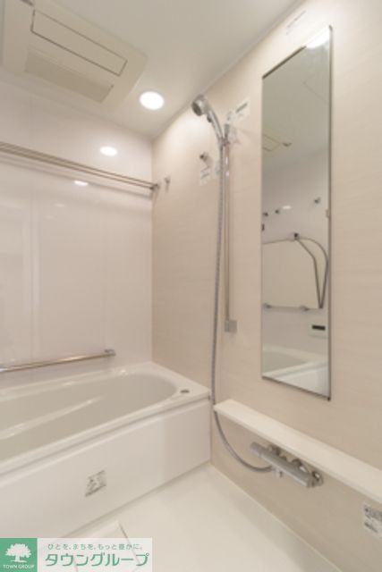 バス・シャワールーム　※写真は同タイプ住戸です。