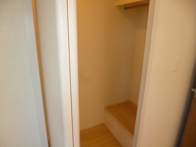収納　ウォークインクローゼット