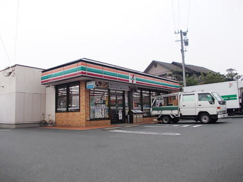 コンビニ　セブンイレブン大里インター店（コンビニ）まで1400m