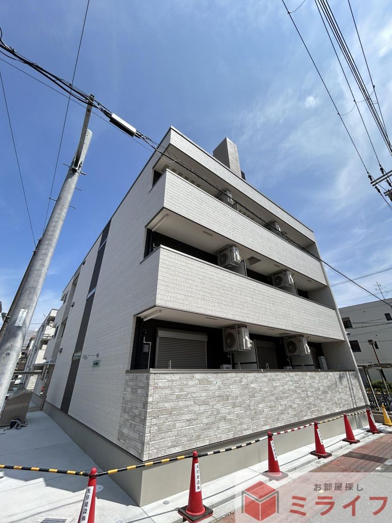 建物外観　人気メーカー施工ならではの快適空間