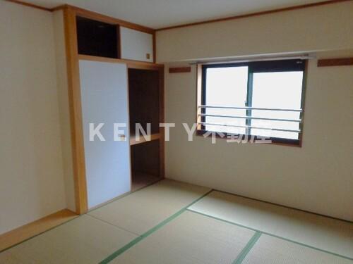 その他部屋・スペース　使い勝手のいい寝室です