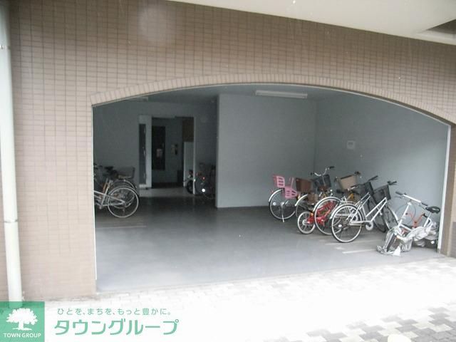 その他共有部分　★屋根付き駐輪場★