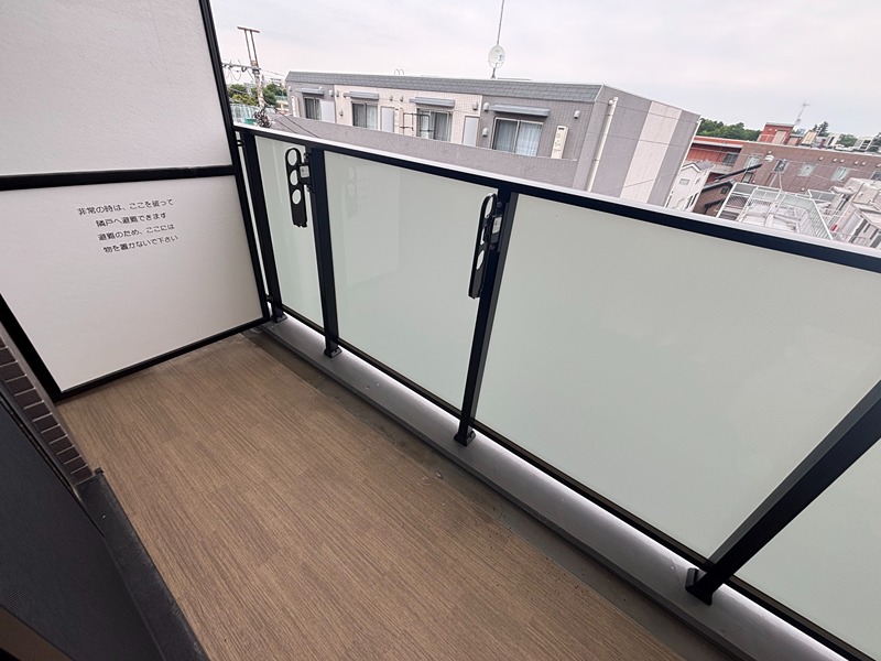 バルコニー　※写真は別部屋です