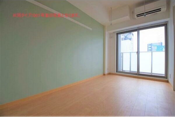 バルコニー　※写真は同じマンションの違う部屋のものになります。