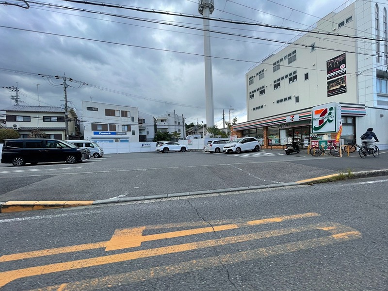 コンビニ　セブン-イレブン 河内長野本多町店（コンビニ）まで747m