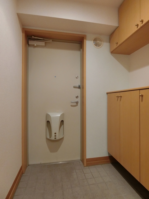 玄関　☆前回募集時参考写真☆