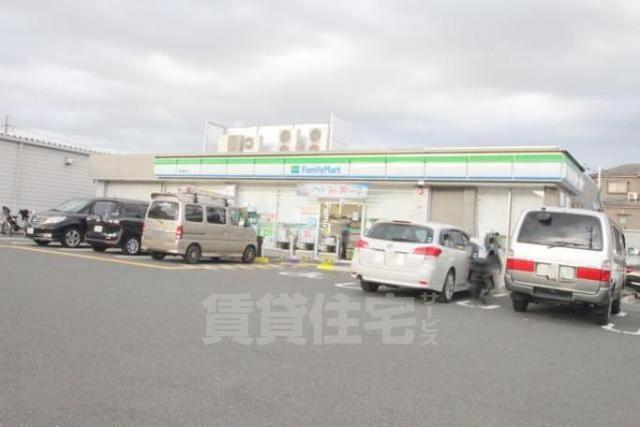 コンビニ　ファミリーマート　摂津鶴野（コンビニ）まで466m