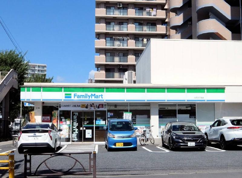 コンビニ　ファミリーマート 立石五丁目店（コンビニ）まで130m