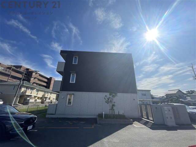 建物外観　オートロック付きで安心です！