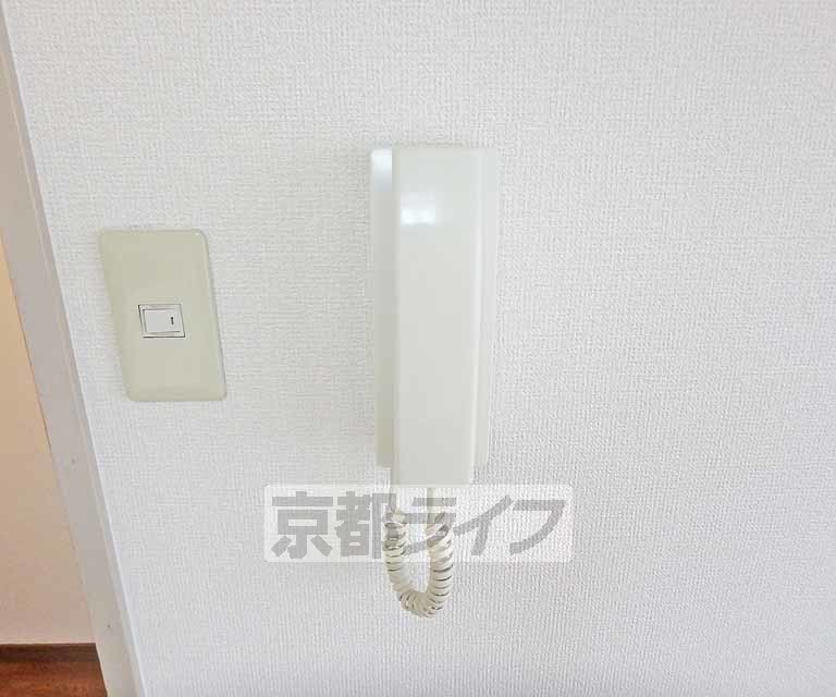 セキュリティ　訪問者と直接会わずに話せます