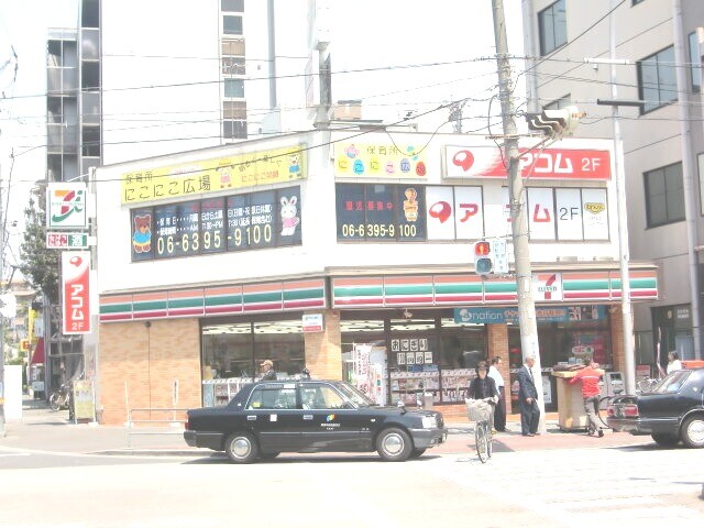 コンビニ　セブンイレブン東三国店北口店（コンビニ）まで140m