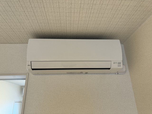 その他設備　エアコン２基付