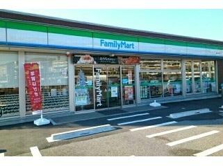 コンビニ　ファミリーマート音羽赤坂店（コンビニ）まで379m