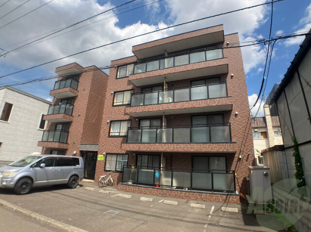 建物外観　札幌市東区北二十七条東「アビタノース２７」