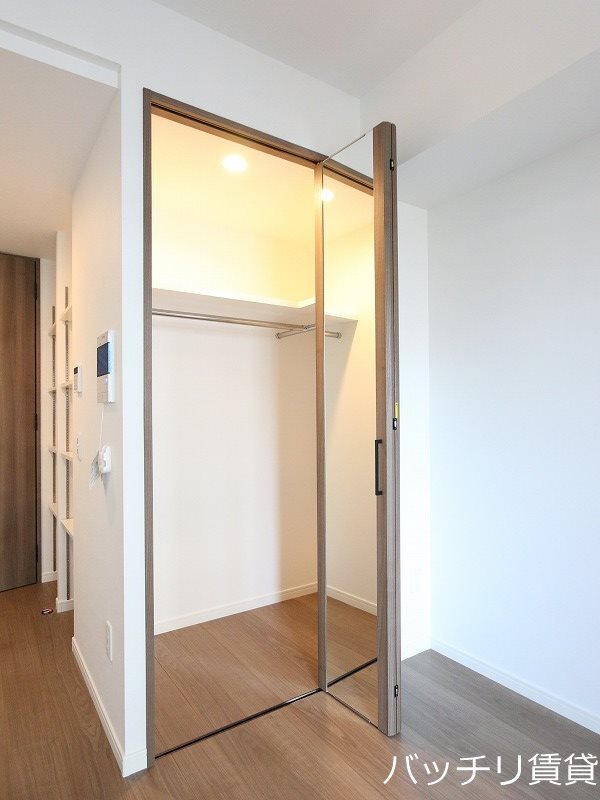 収納　※同マンション別部屋写真のため、現状優先。