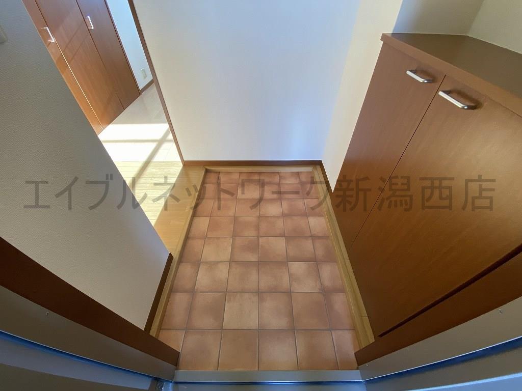 玄関　参考写真
