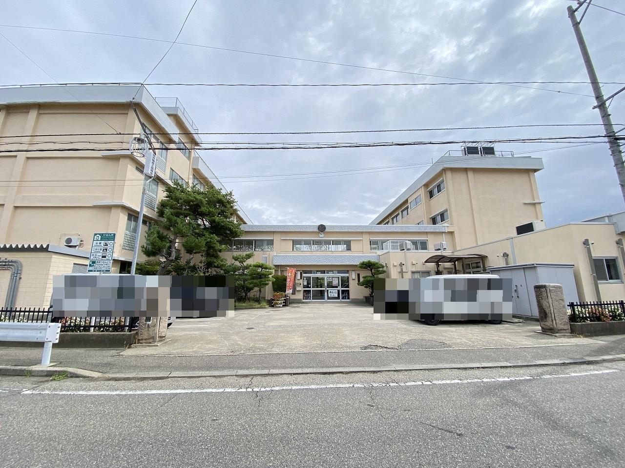 小学校　新潟市立新通小学校（小学校）まで418m