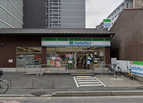 コンビニ　ファミリーマート 四条西洞院店（コンビニ）まで215m