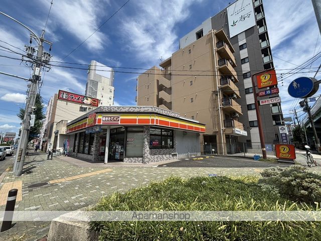 コンビニ　デイリーヤマザキ岩塚駅店（コンビニ）まで154m