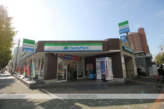 コンビニ　ファミリーマート岩塚駅前店（コンビニ）まで164m