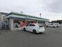 コンビニ　ファミリーマート松阪宝塚町店（コンビニ）まで1005m