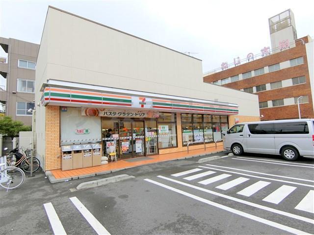 コンビニ　セブン-イレブン 西蒲田環八通り店（コンビニ）まで218m