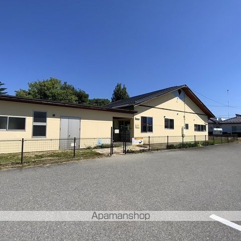 幼稚園・保育園　伊那市保育園上の原子育て支援センター（幼稚園・保育園）まで477m