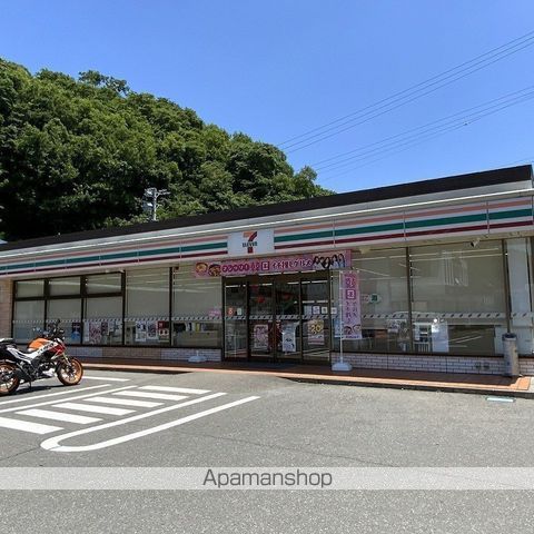 コンビニ　セブンイレブン伊那みすず店（コンビニ）まで969m