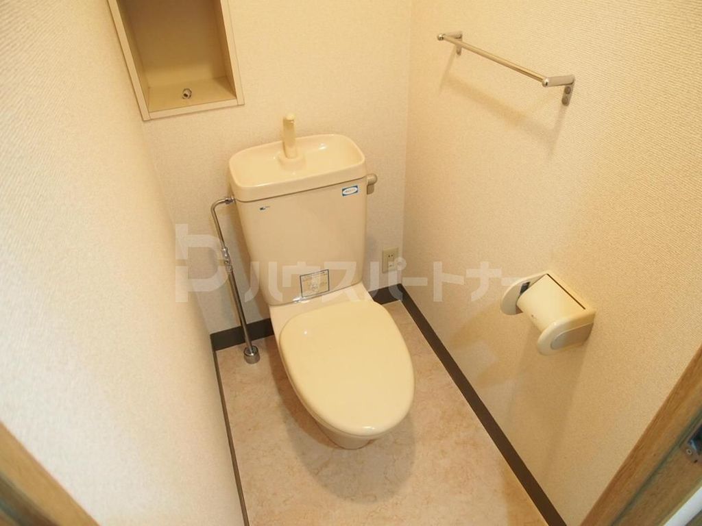 ＪＲ武蔵野線 船橋法典駅 徒歩22分 11階建 築34年のトイレ写真