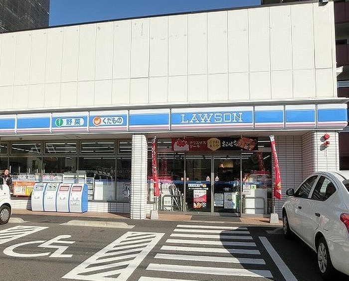 コンビニ　ローソン小倉片野一丁目店（コンビニ）まで128m