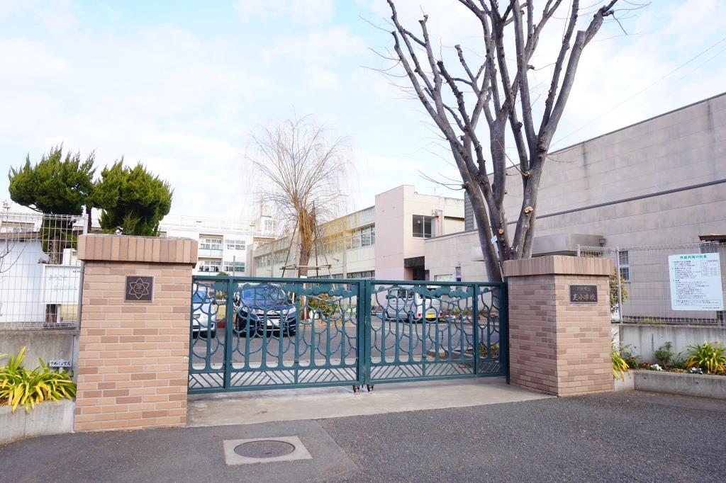 小学校　川口市立芝小学校（小学校）まで376m