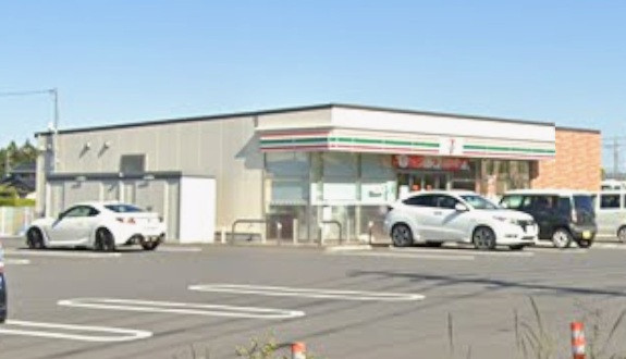 コンビニ　セブンイレブンつくば酒丸店（コンビニ）まで850m