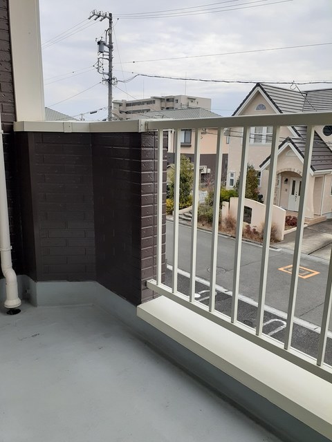 バルコニー　南東向きで日当たり良好☆