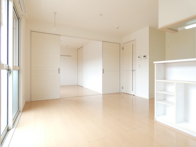 居室・リビング　図面と現状に相違がある場合には現状を優先