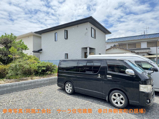 エントランス　同施工会社　サーラ住宅建築　春日井市朝宮町の現場です