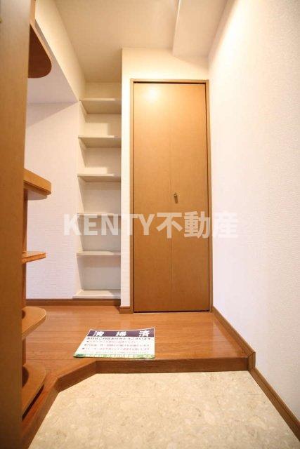 玄関　シンプルで使いやすい玄関です
