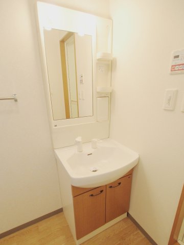 洗面設備　※同じ間取りの別部屋のお写真です※
