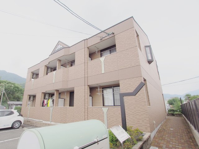 建物外観　※同じ間取りの別部屋のお写真です※