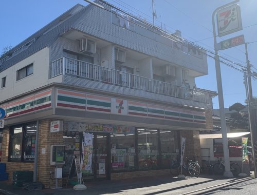 コンビニ　セブンイレブン 練馬桜台5丁目店（コンビニ）まで457m