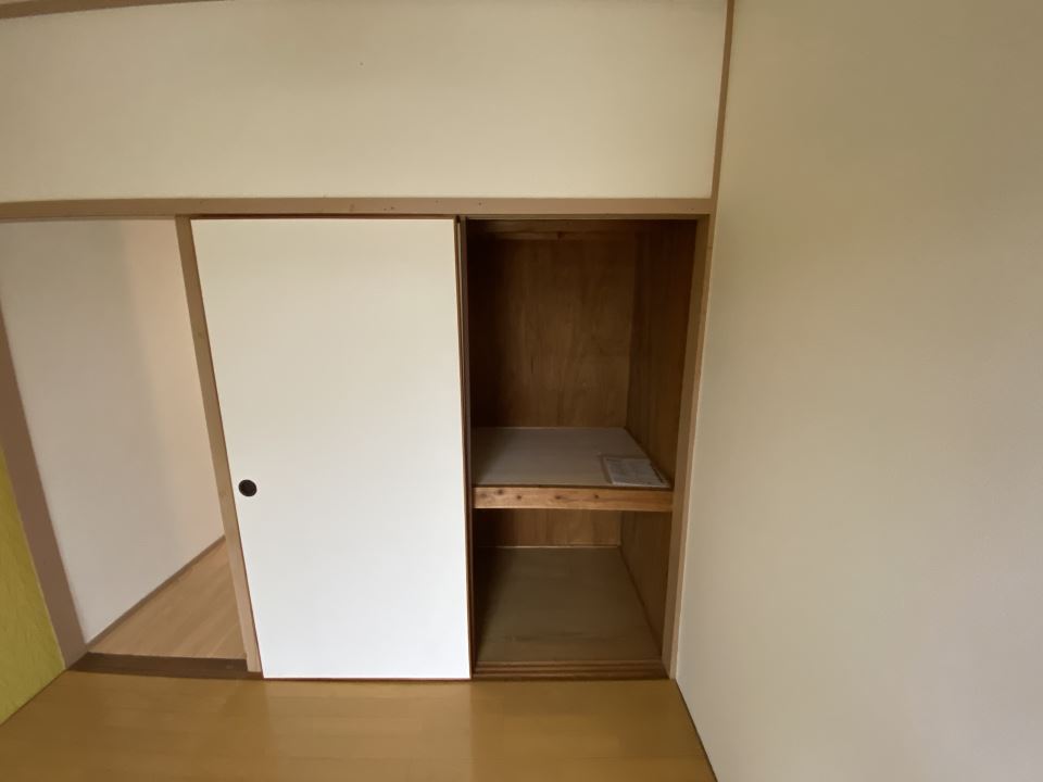 収納　上下２段収納です
