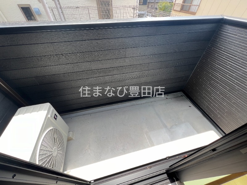 バルコニー　同型完成モデル
