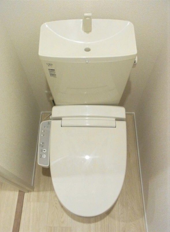 トイレ　■温水洗浄便座