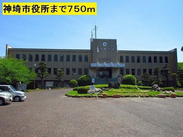 役所　神埼市役所（役所）まで450m
