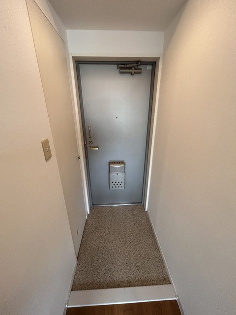 インターフェルティR2甲子園の玄関写真