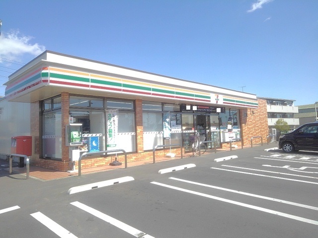 コンビニ　セブンイレブン江木町店（コンビニ）まで600m