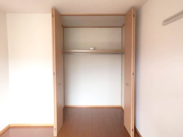 収納　同建物別部屋写真